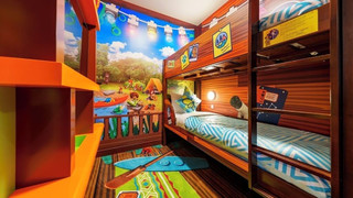 フレンズ プレミアム(4人部屋)