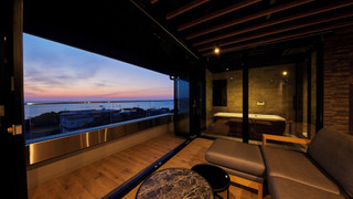 ラグジュアリー スイート サウナ オーシャンビュー