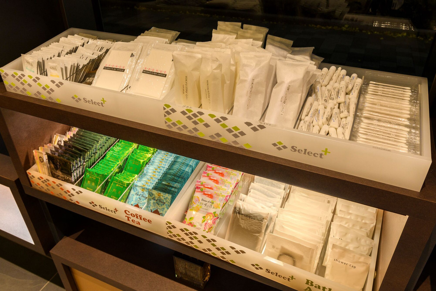 ミニキッチンと洗濯機付き。豊富なアメニティと貸出品も充実3554014