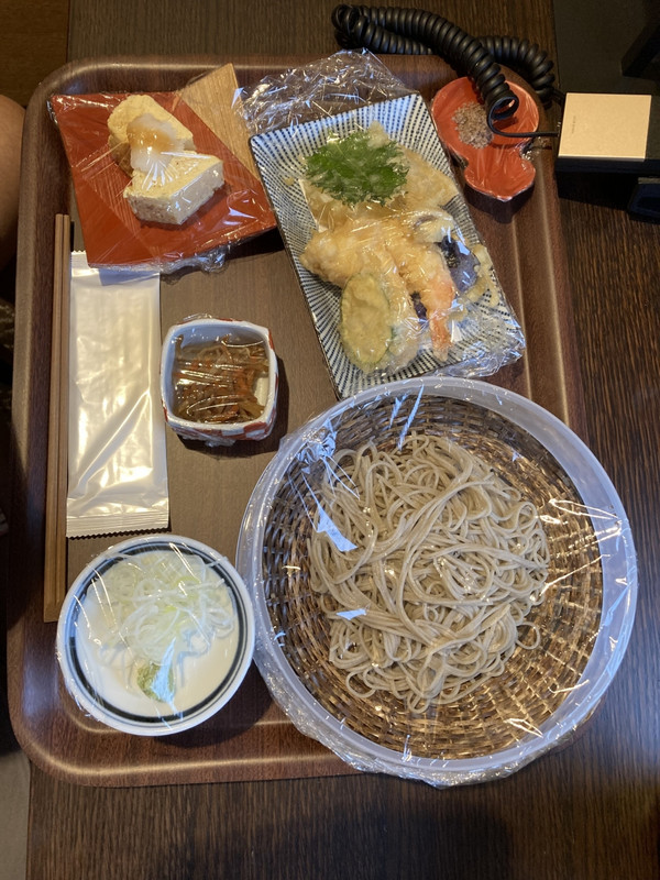 夕食ルームサービス