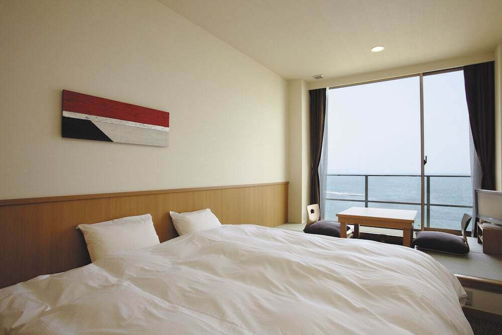 7.リフレッシュしたい女子1人旅に「ベイサイドスクエア　皆生ホテル」3508998