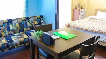 客室内のダイニングエリア / 17