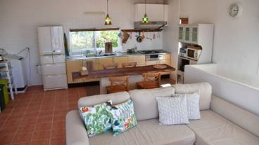 客室内のダイニングエリア / 4