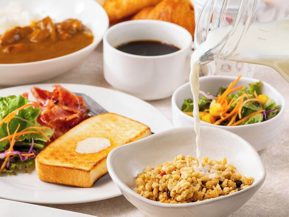 朝食