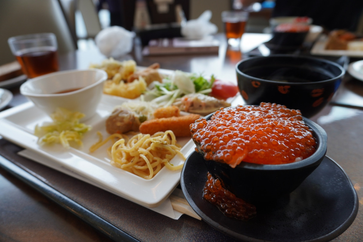 朝食のイクラ丼