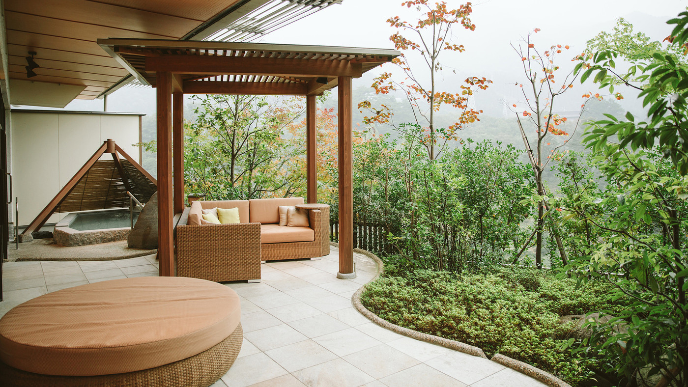 鬼怒川の側にある高級ホテル。ショコラバー・スパサロンなど館内施設が充実3564032