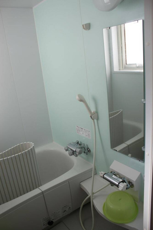 バスルームのシャワー