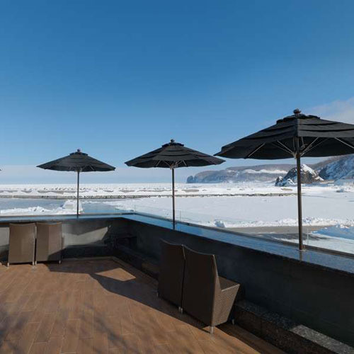冬の流氷テラス