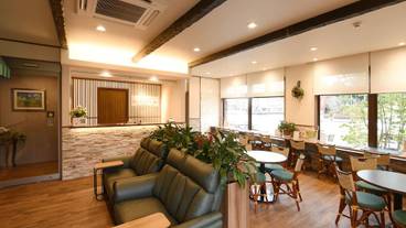 ロビー応接スペース / 5