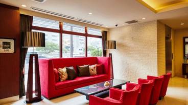 ロビーラウンジ / 12