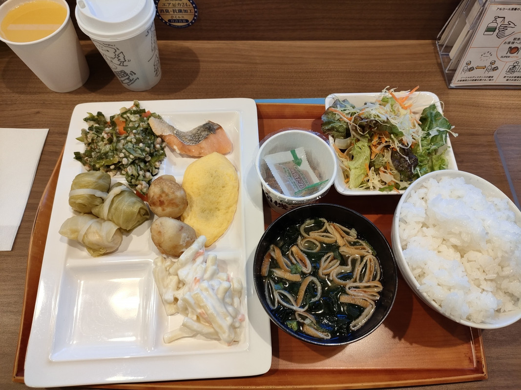 朝食