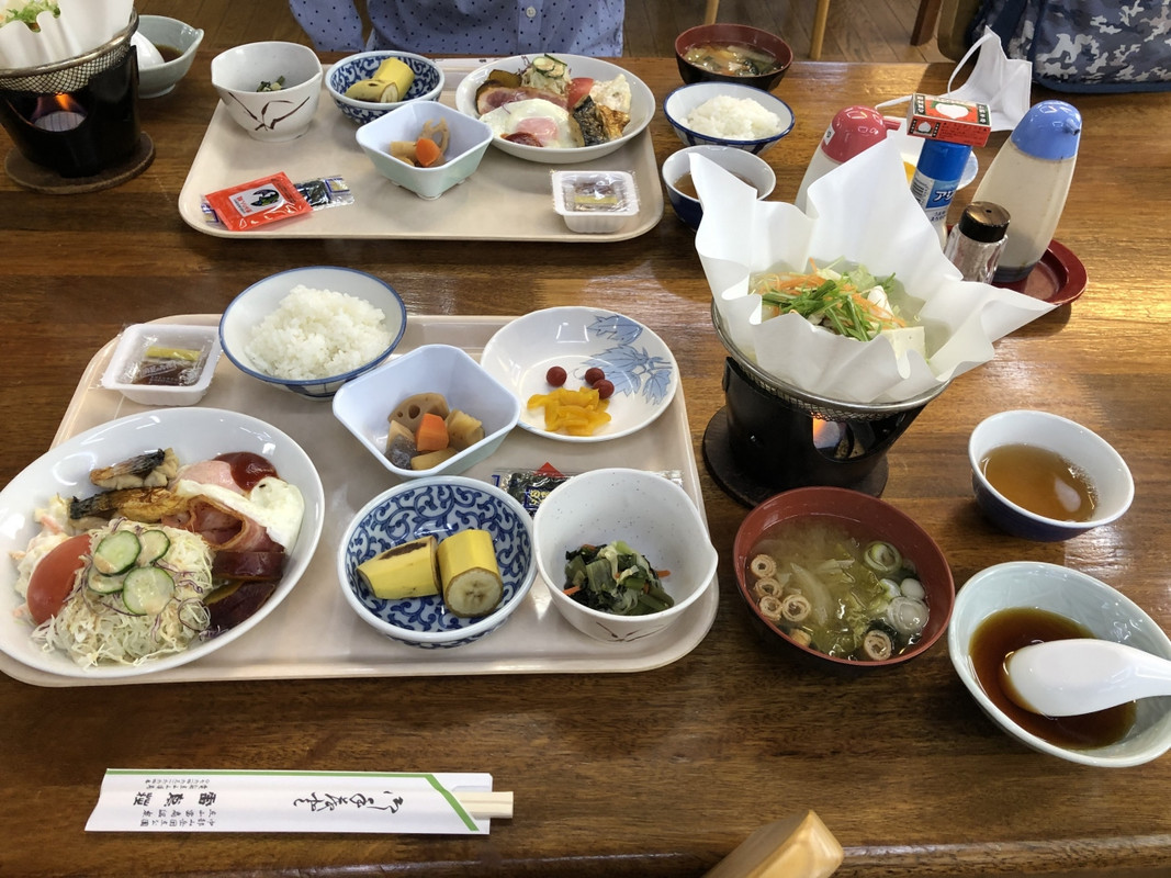 朝食も種類が多くてビュッフェ並み