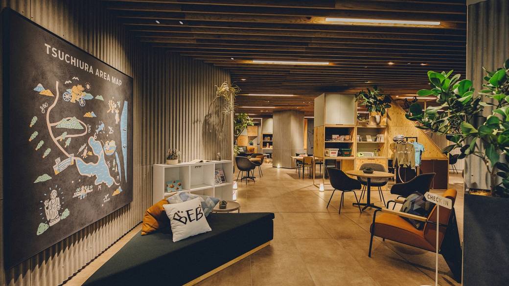 エントランス / 1