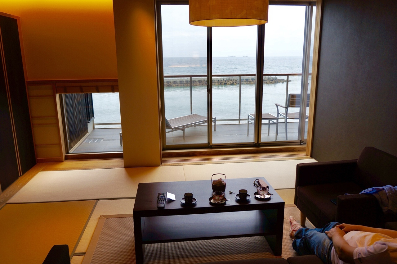 2.ぼーっと海を眺めて過ごす贅沢「海音真里」3555610