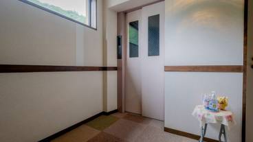 エレベーター / 1