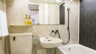 スタンダードスモールダブルルーム　禁煙 (ハウスキーピングは有料オプション)