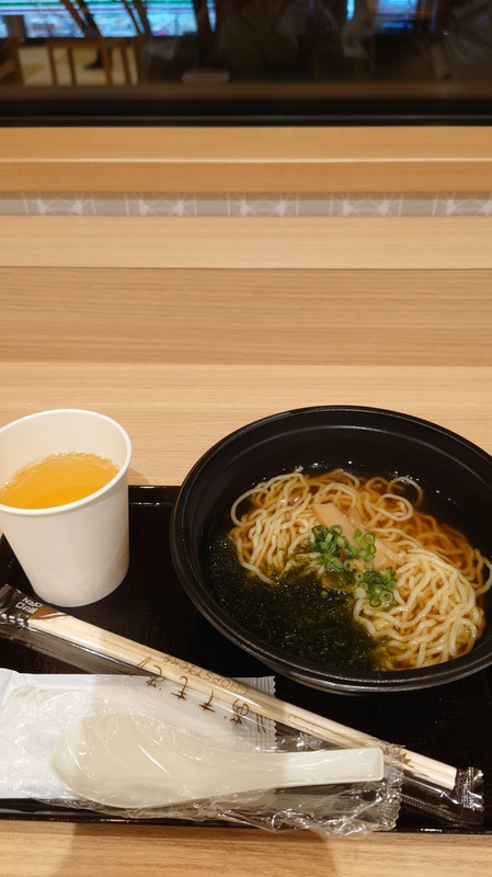 夜鳴きそばもある
