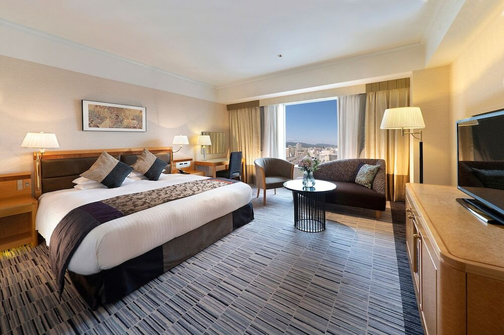 記念日ディナーでサプライズも♪館内レストランが豊富3659032