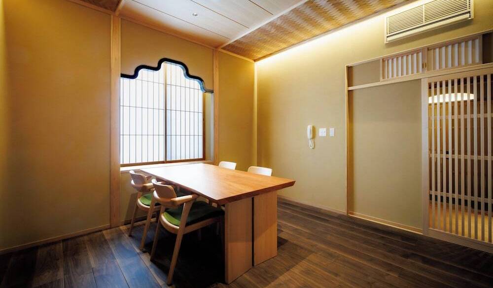 客室ダイニング一例② / 4