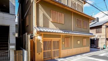 施設の正面 / 3