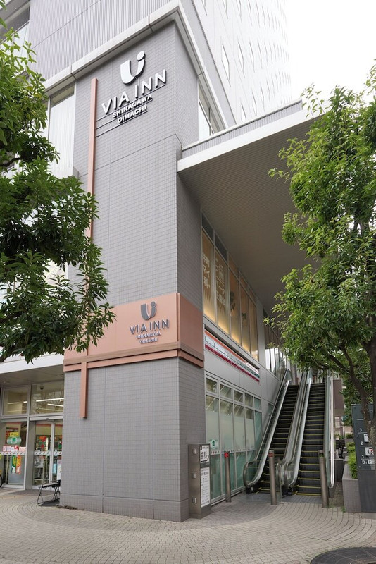 施設の正面