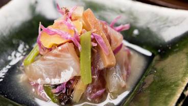 食事・飲み物 / 1