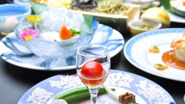 食事・飲み物 / 4