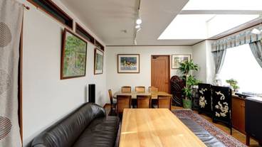 客室内のダイニングエリア / 26