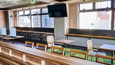 ロビー応接スペース / 8