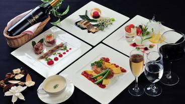 食事・飲み物 / 1