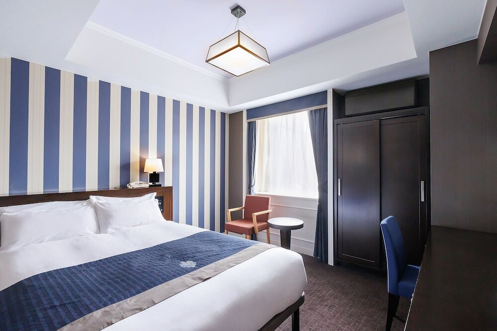 京都文化と英国文化に満たされるひとり時間4275283