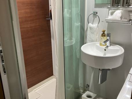 ザ・ビー池袋 / 4