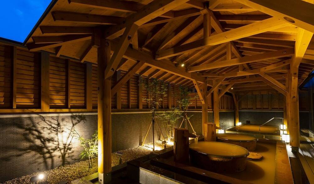 東屋風 露天風呂 / 2