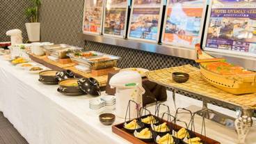 食事・飲み物 / 3