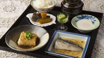 食事・飲み物 / 6