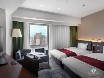 朝食は地元のお寿司屋さんがプロデュースしたビュッフェ♪3923254