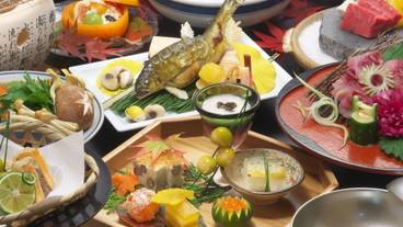 季節によって変わる山河会席料理 / 2