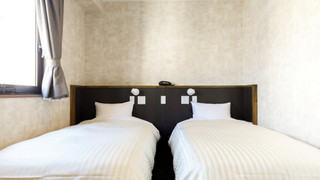 スタンダード ツインルーム 禁煙 : タバコ ×