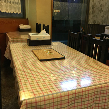 「四川家庭料理 珍々」内観 825501 店内