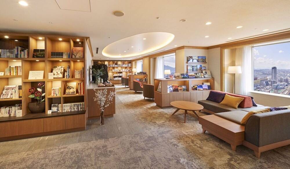 タワーフロア限定ライブラリー / 1