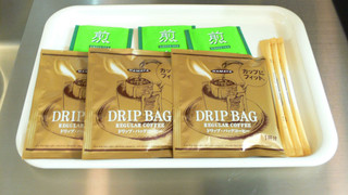 ダブルルームダブルサイズベッド 1 台ソファーベッド付き