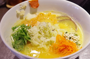 「ソラノイロ Japanese soup noodle free style 本店」料理 593639 