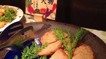 食事・飲み物 / 1