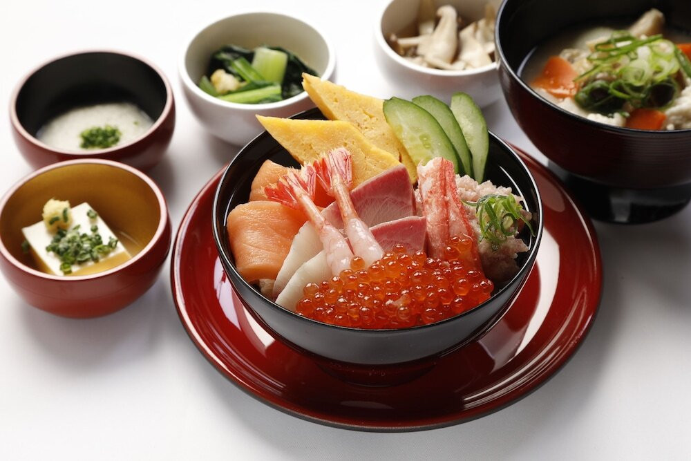 天然温泉や豪華海鮮丼が楽しめる和モダンホテル3462830