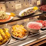 ビュッフェのメニュー例 / 2