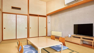 和室10畳 (5名部屋)