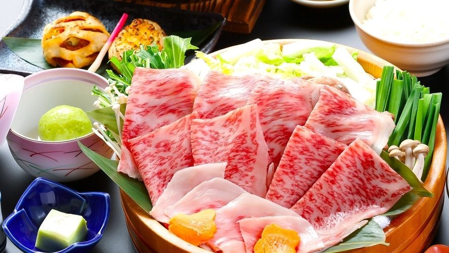 雄大な由布岳を望む全6室の温泉宿3924248