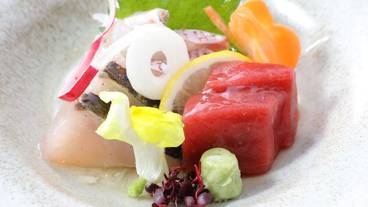 食事・飲み物 / 16