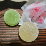 宝石のような美しい果実ゼリー。茜庵の「ゆうたま」って?