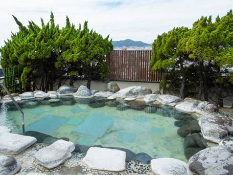 湯の川温泉 湯元啄木亭 / 2